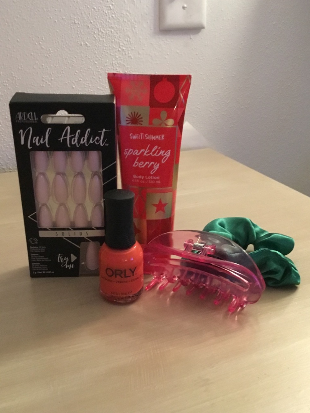 Strawberry Collection 11 Piece - Picture 3 of 4